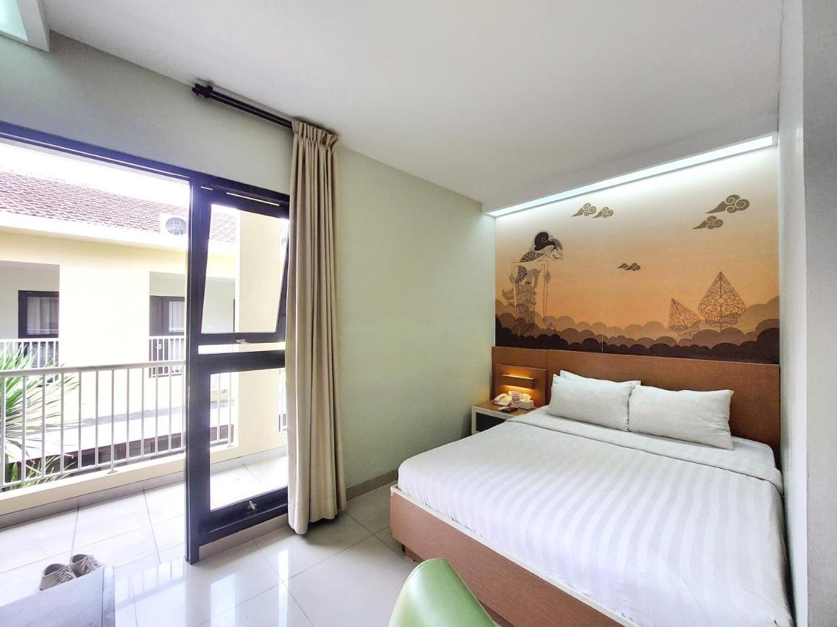 Shinta Guesthouse Malang Eksteriør bilde