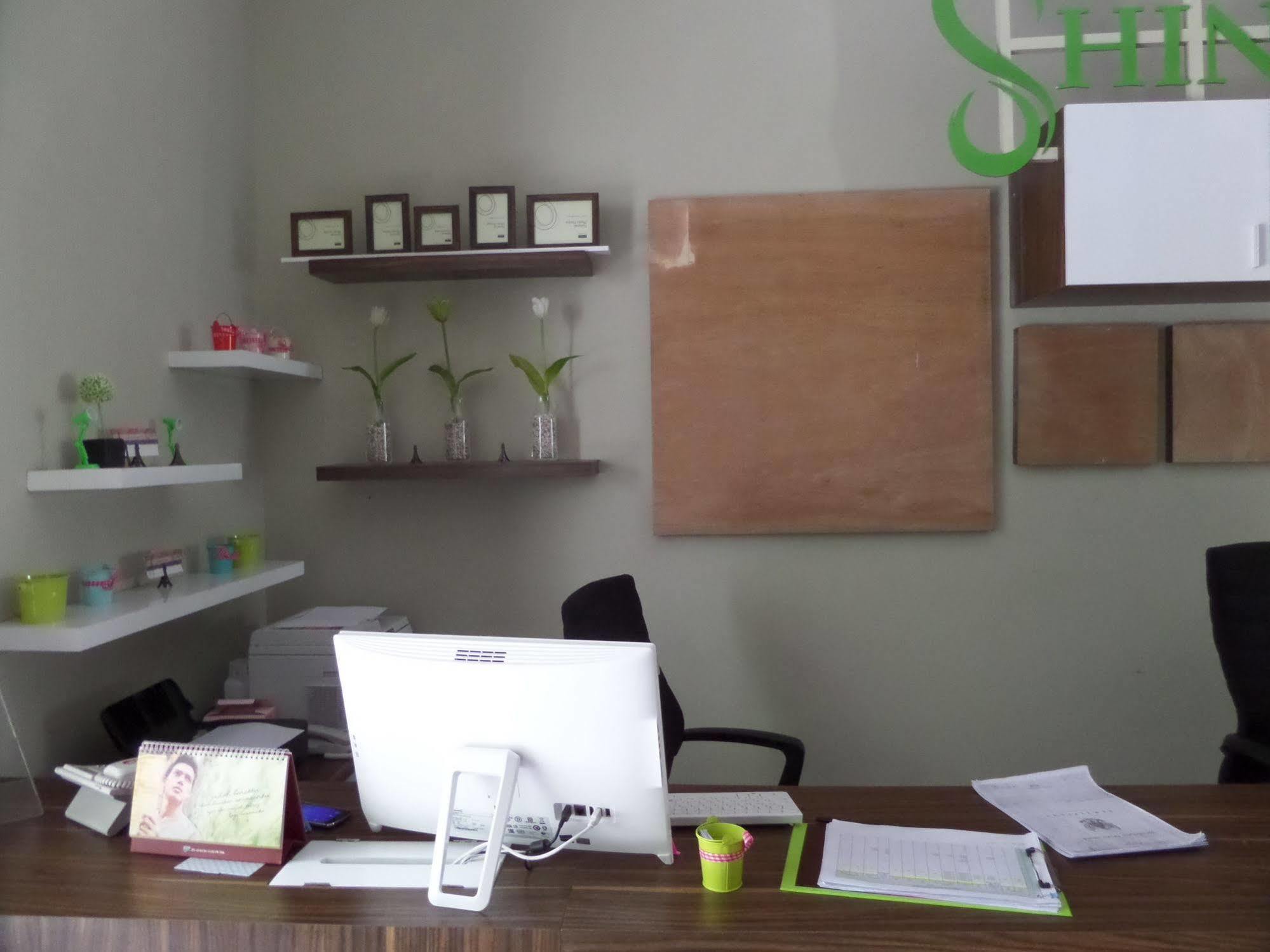 Shinta Guesthouse Malang Eksteriør bilde